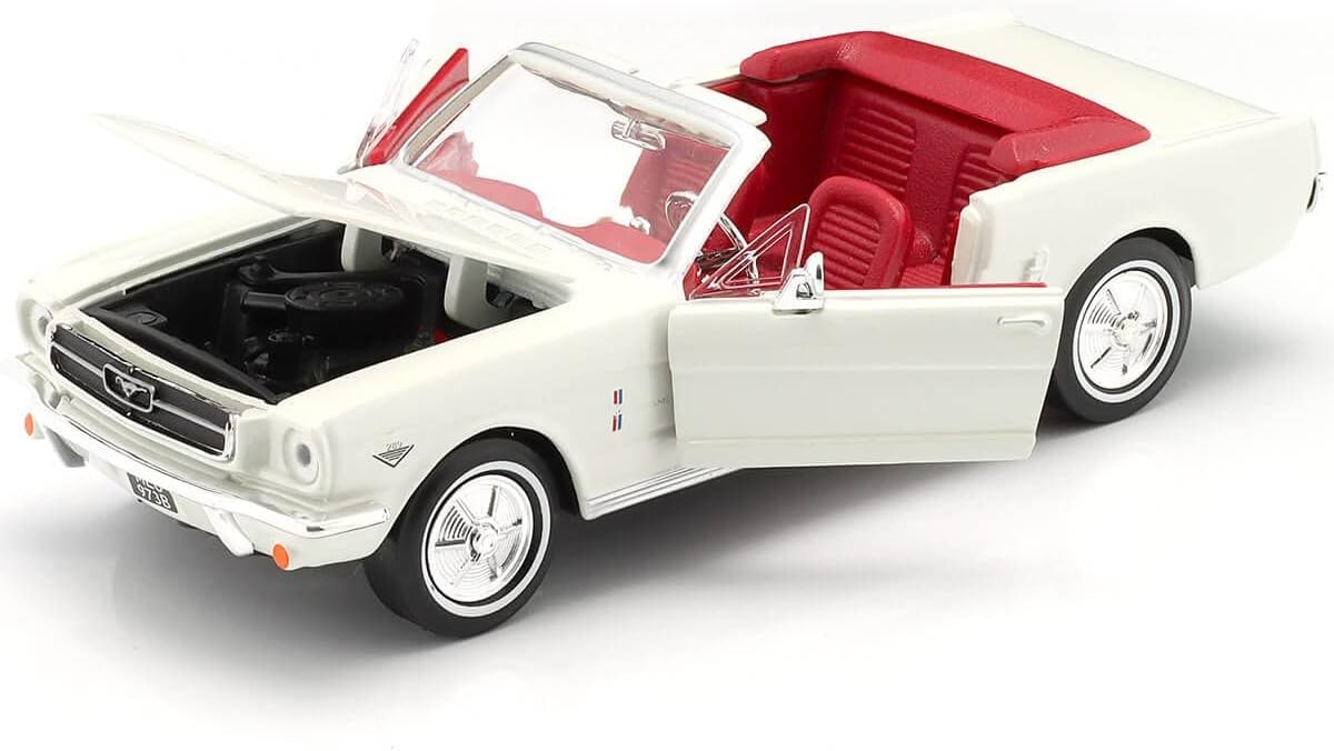 Metalni auto 1:24 1964 James Bond Ford Mustang Convertible
