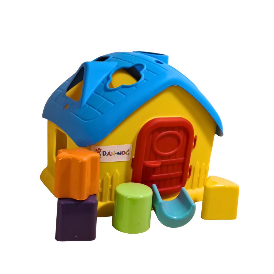 Kućica umetaljka za bebe sa oblicima